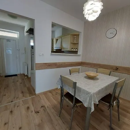 Greta Wellness Apartamento