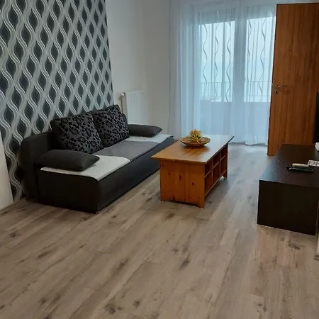 Greta Wellness Apartamento *
