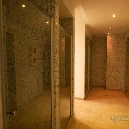 Gréta Wellness Apartment