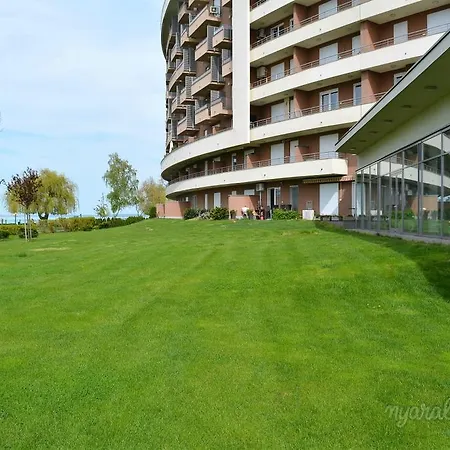 Gréta Wellness Apartment *
