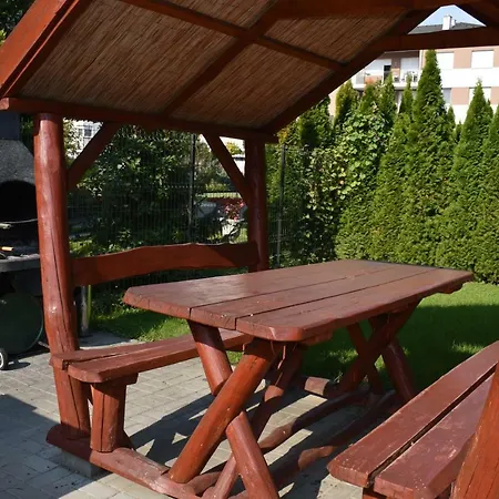 Gréta Wellness Apartment